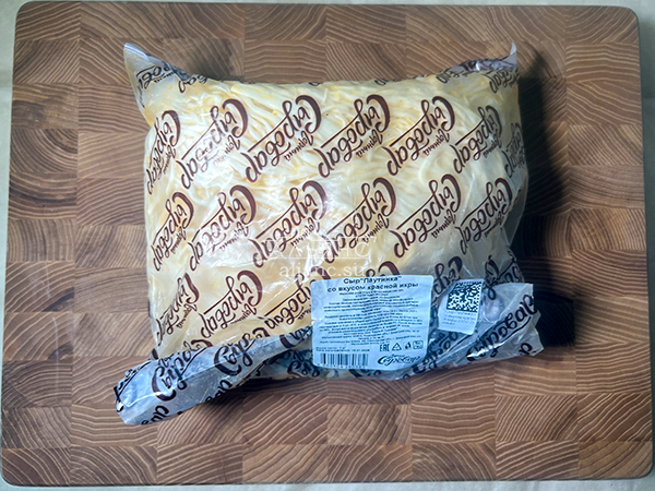 Сыр 1 кг ГОРНЫЙ СЫРОВАР (Паутинка со вкусом красной икры) в Нижнем Новгороде